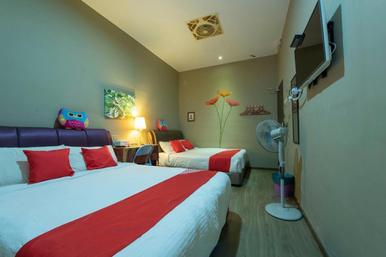 Oyo 90231 Hotel By The Park Plt Τζόχορ Μπάχρου Εξωτερικό φωτογραφία