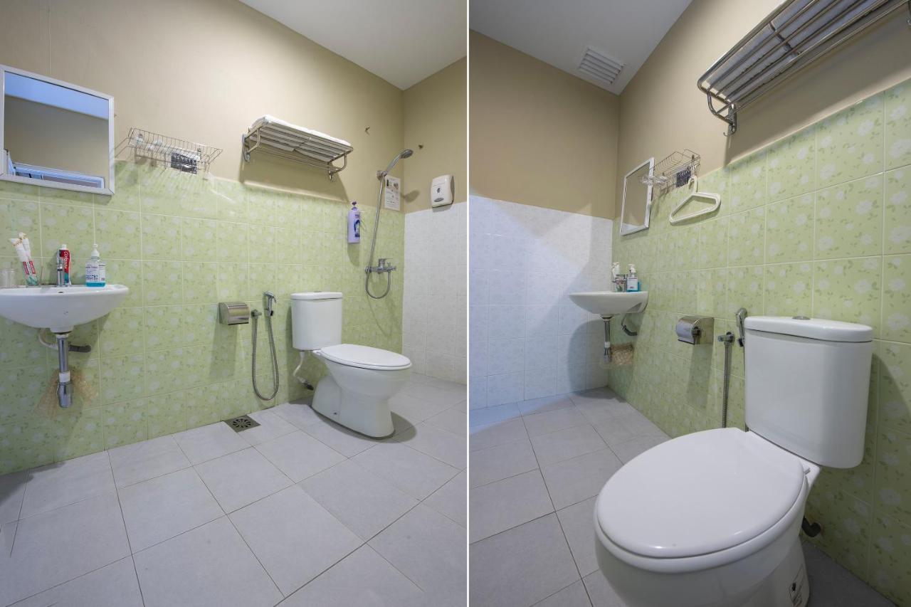 Oyo 90231 Hotel By The Park Plt Τζόχορ Μπάχρου Εξωτερικό φωτογραφία